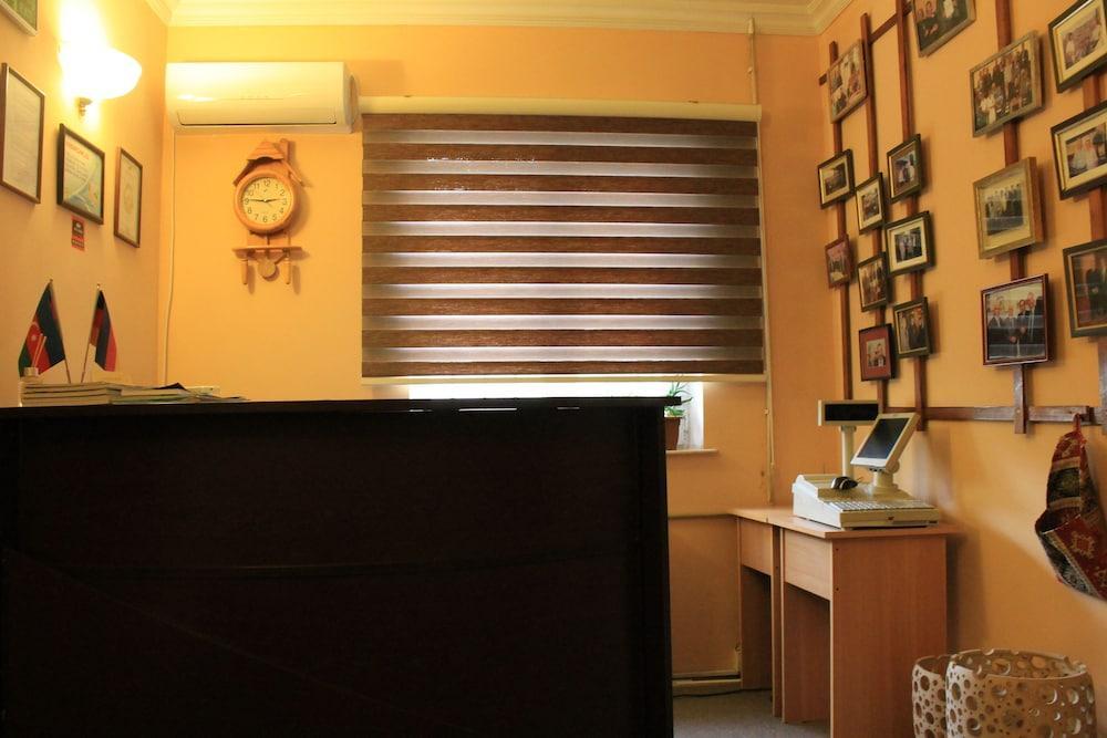 באקו Altstadt Hotel & Cafe מראה חיצוני תמונה
