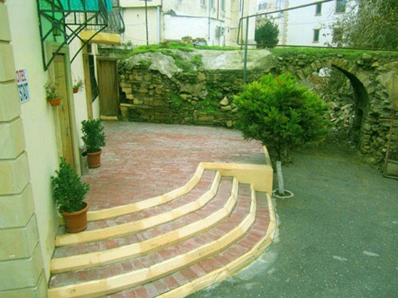 באקו Altstadt Hotel & Cafe מראה חיצוני תמונה